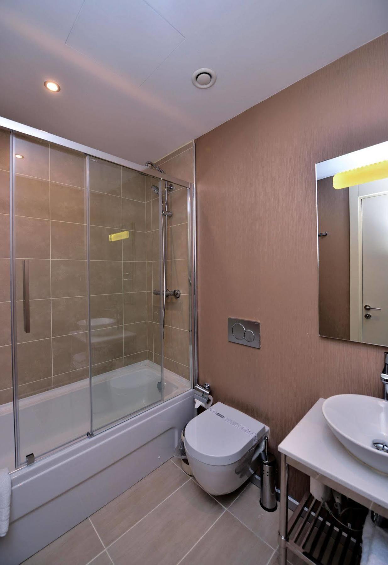 Upsuites Hotel Стамбул Екстер'єр фото